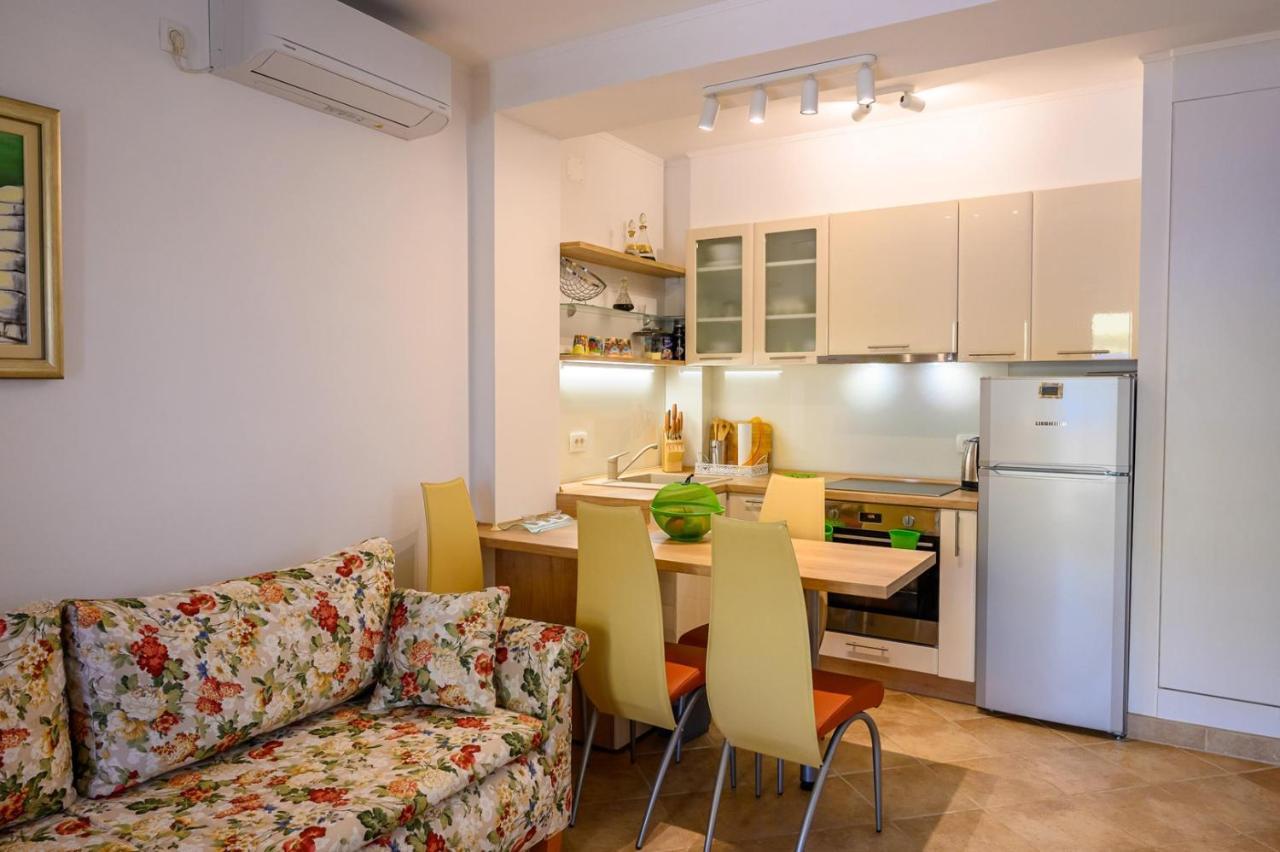 Apartment Jadranka With Sea View In Rogotin Buitenkant foto