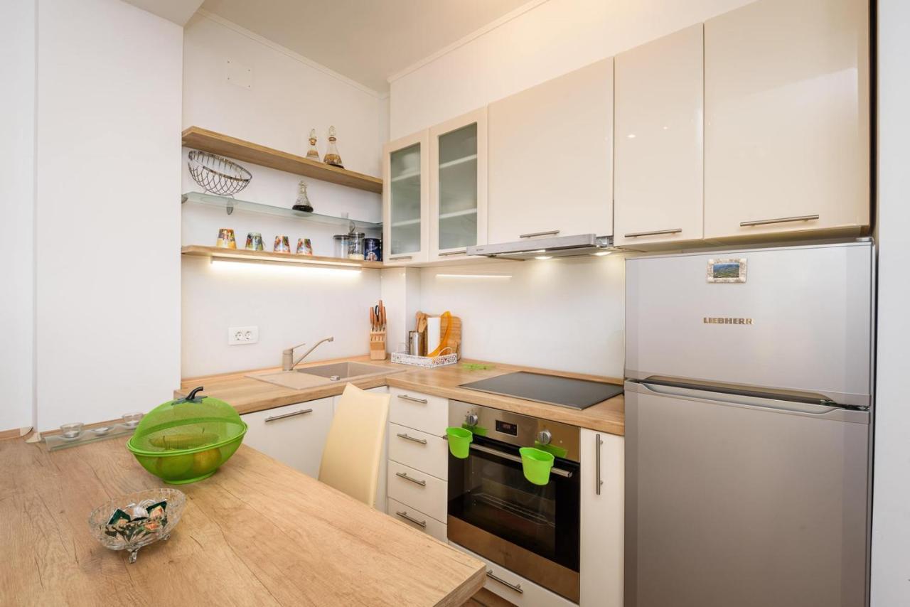 Apartment Jadranka With Sea View In Rogotin Buitenkant foto