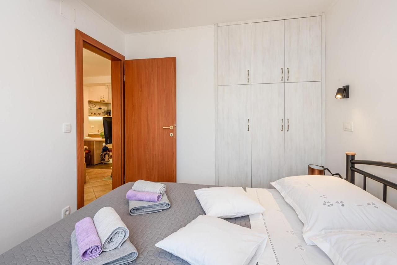 Apartment Jadranka With Sea View In Rogotin Buitenkant foto