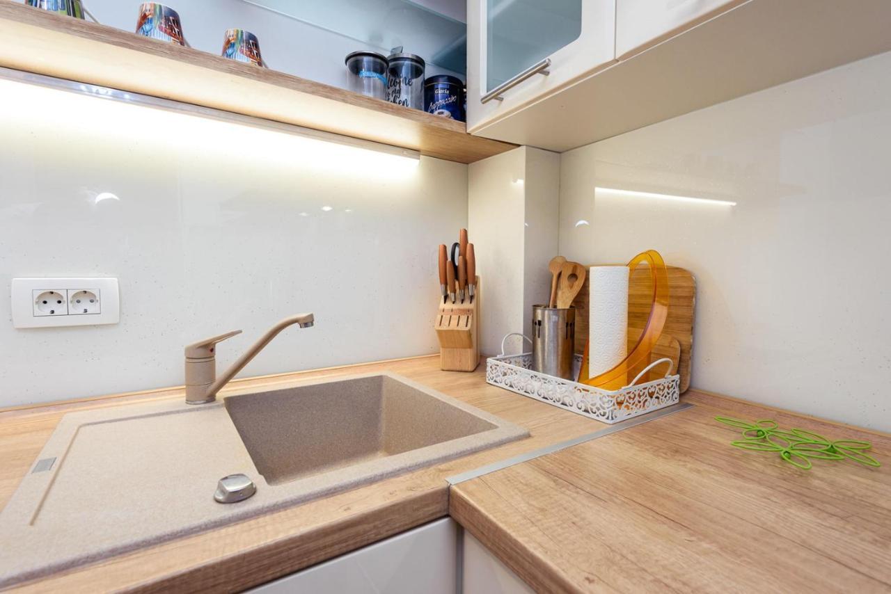 Apartment Jadranka With Sea View In Rogotin Buitenkant foto